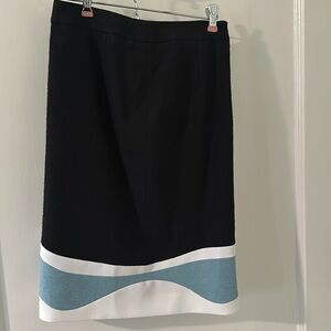 Hugo Boss black textured skirt with blue/white color block.